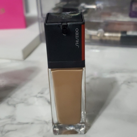 Shiseido synchro skin foundation - Picture 3 of 3